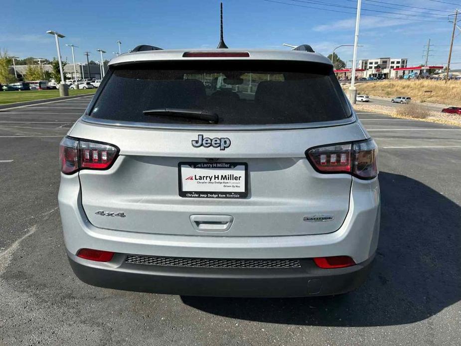 new 2025 Jeep Compass car, priced at $28,104