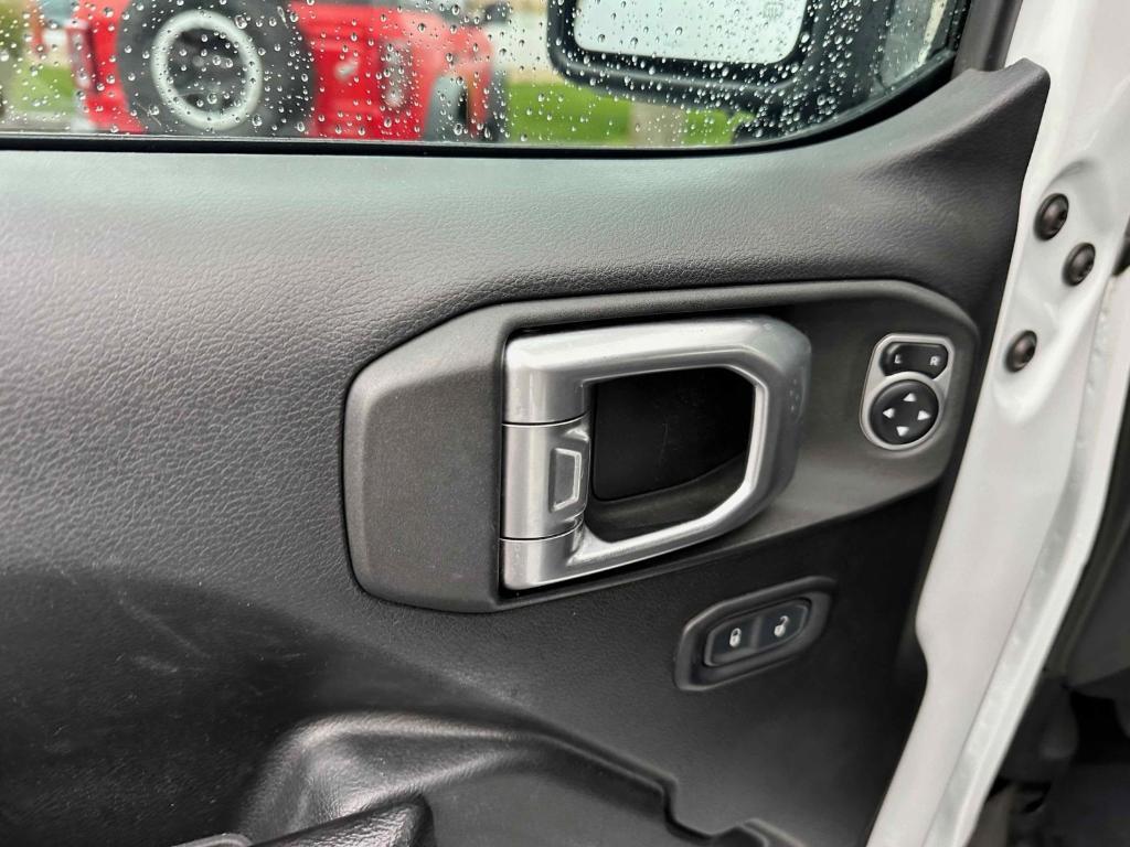 used 2018 Jeep Wrangler Unlimited car, priced at $24,812