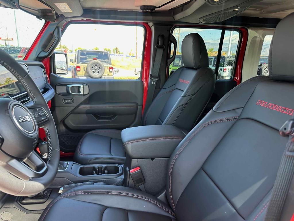new 2025 Jeep Wrangler car, priced at $62,433