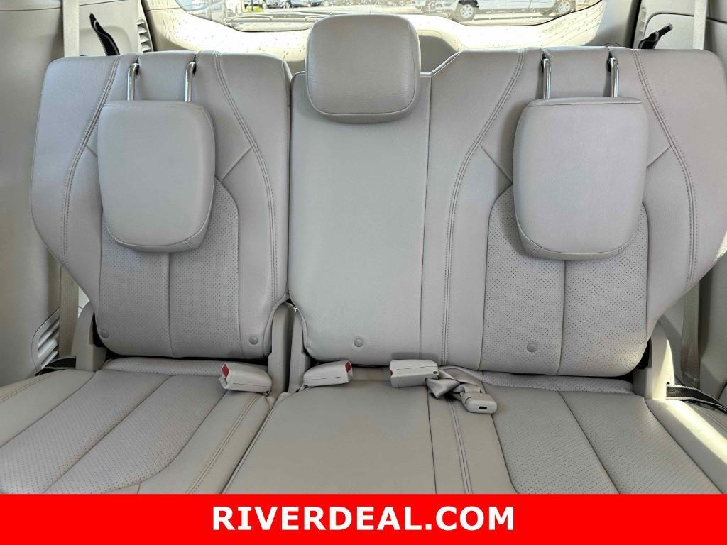 used 2021 Chrysler Pacifica car, priced at $23,000