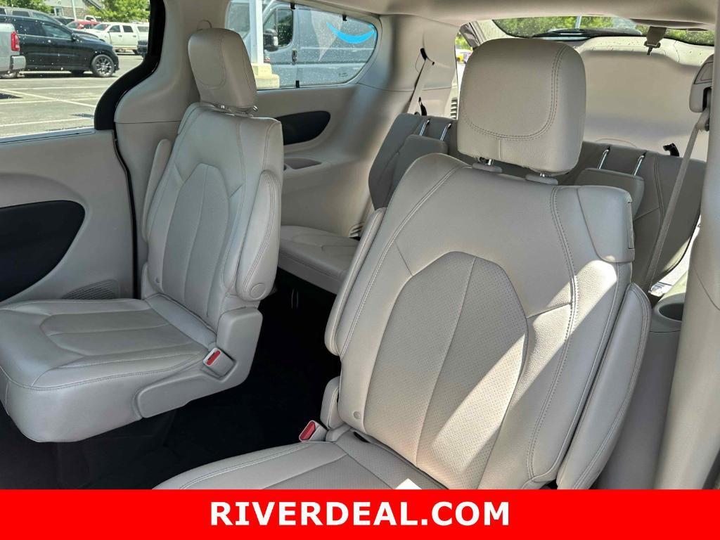 used 2021 Chrysler Pacifica car, priced at $23,000