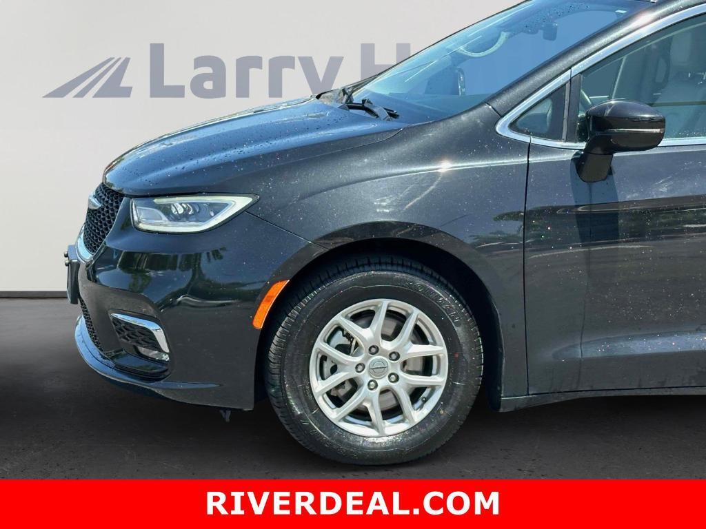 used 2021 Chrysler Pacifica car, priced at $23,000