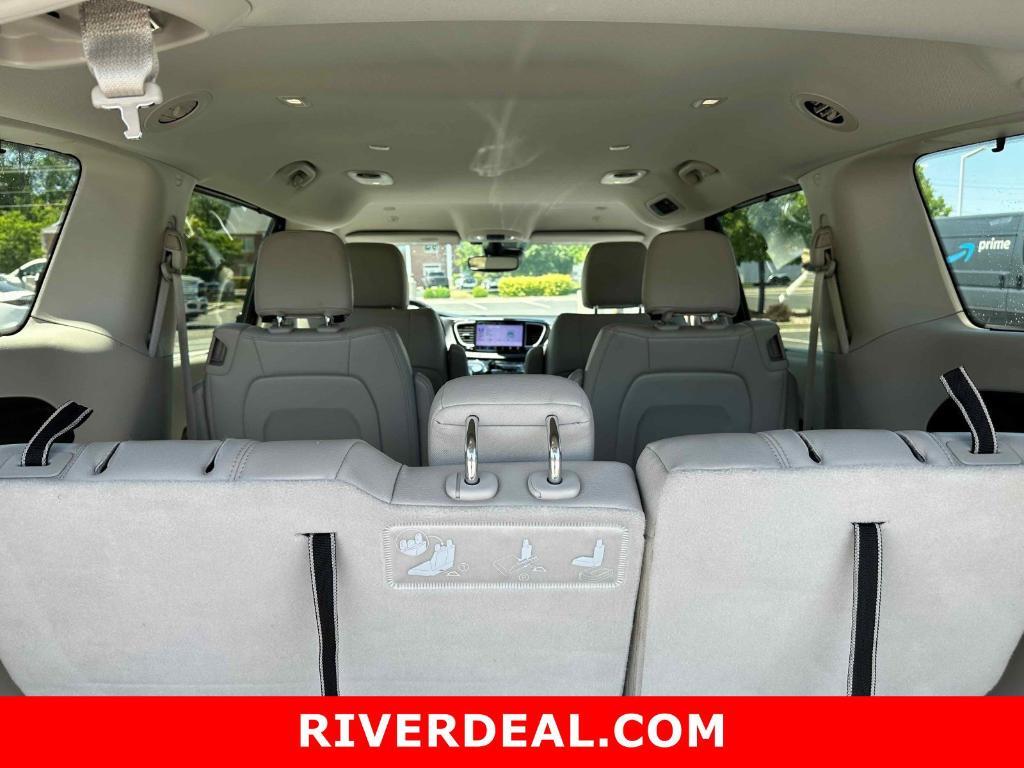used 2021 Chrysler Pacifica car, priced at $23,000