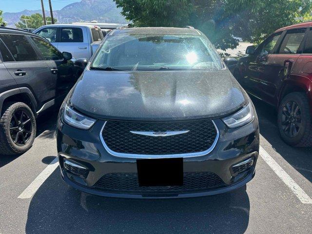 used 2021 Chrysler Pacifica car, priced at $23,977