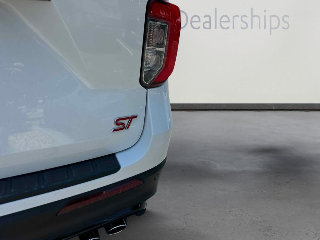 used 2022 Ford Explorer car, priced at $38,484