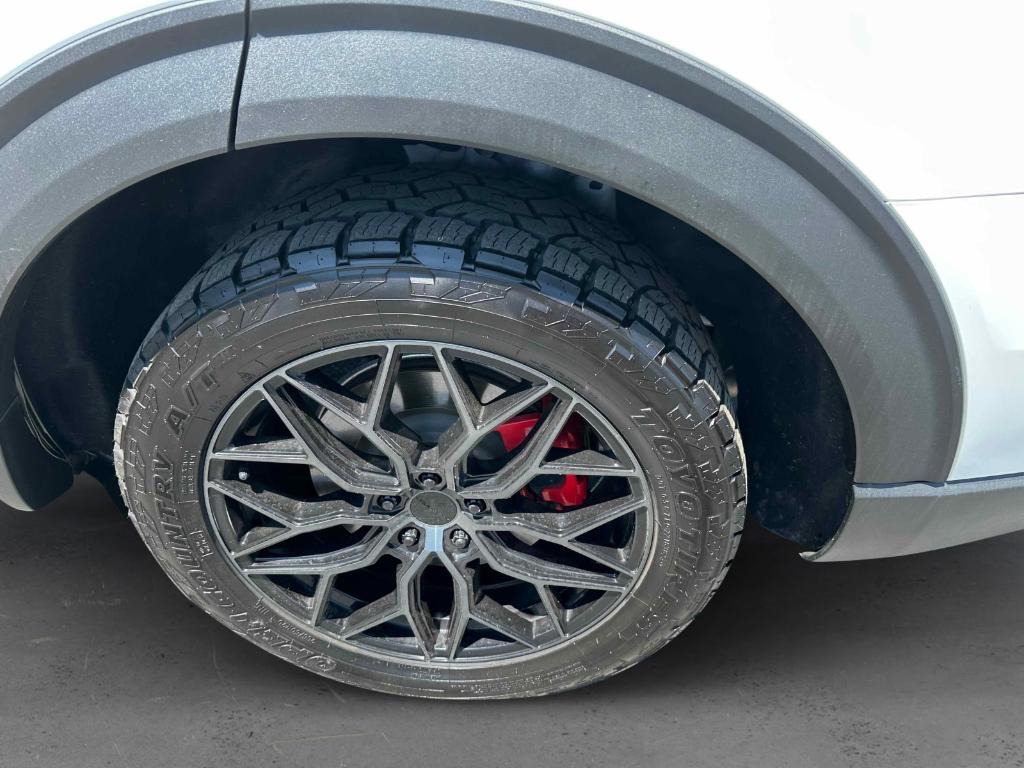 used 2022 Ford Explorer car, priced at $38,484