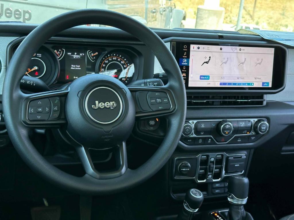 new 2025 Jeep Gladiator car, priced at $39,623
