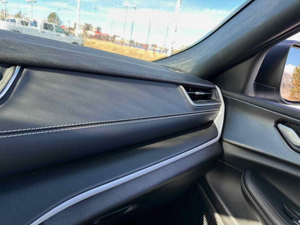new 2025 Jeep Grand Cherokee car, priced at $43,965