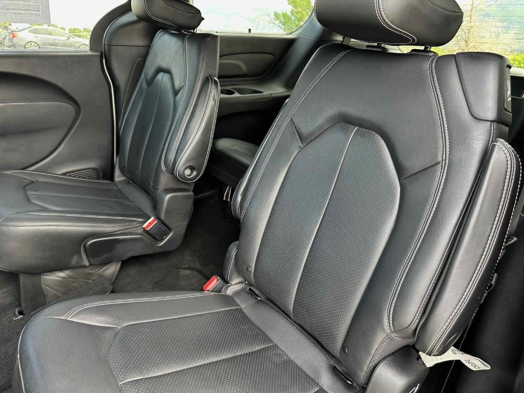 used 2020 Chrysler Pacifica car, priced at $24,000