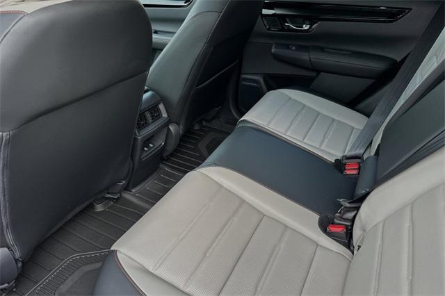 new 2025 Honda CR-V Hybrid car, priced at $42,950