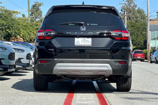 new 2025 Honda Pilot car, priced at $47,050