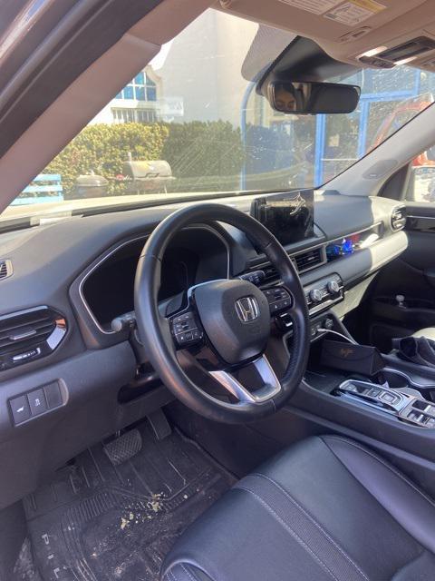 used 2023 Honda Pilot car, priced at $39,999