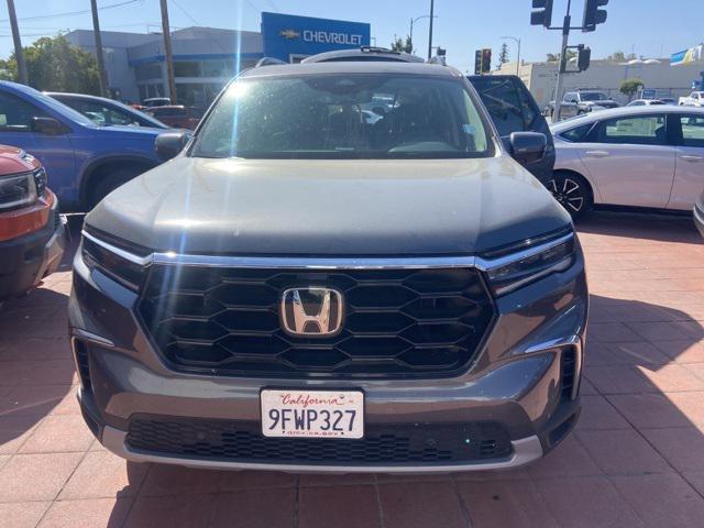 used 2023 Honda Pilot car, priced at $39,999