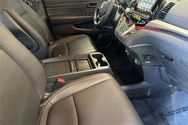 used 2024 Honda Odyssey car, priced at $39,800