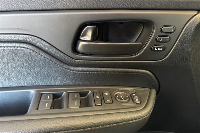 used 2024 Honda Odyssey car, priced at $39,800