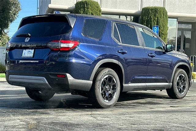 new 2025 Honda Pilot car, priced at $48,895