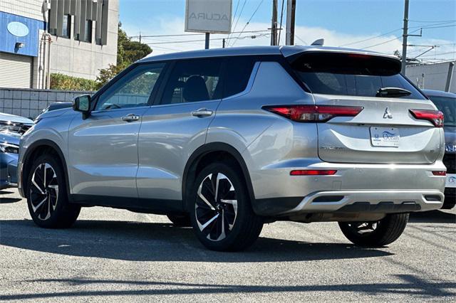 used 2024 Mitsubishi Outlander car, priced at $23,999