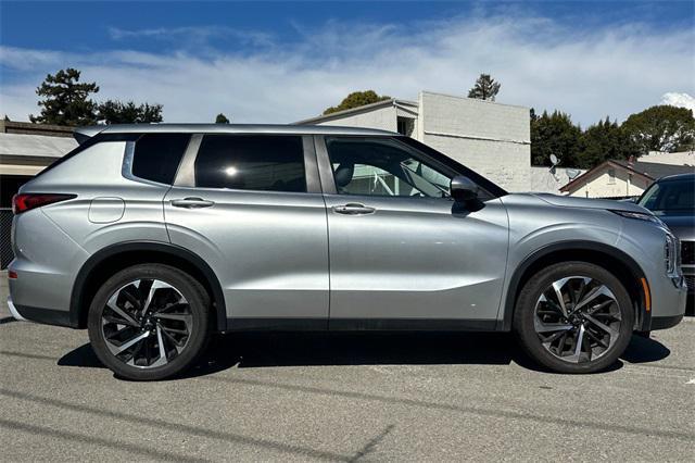 used 2024 Mitsubishi Outlander car, priced at $23,999
