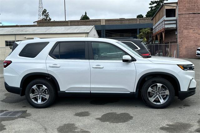 new 2025 Honda Pilot car, priced at $48,180