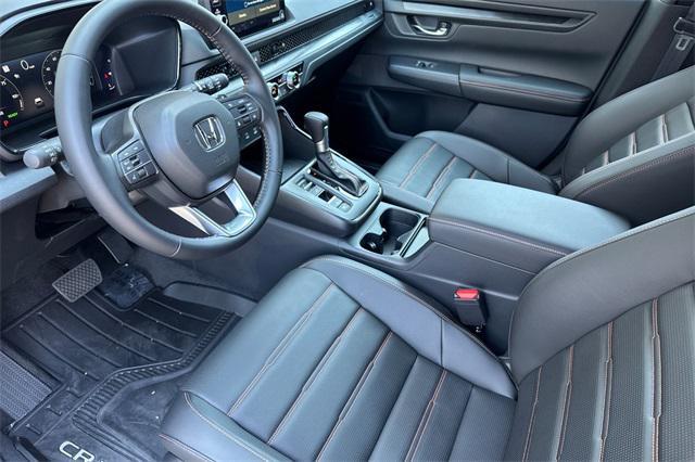 new 2026 Honda CR-V Hybrid car, priced at $40,575