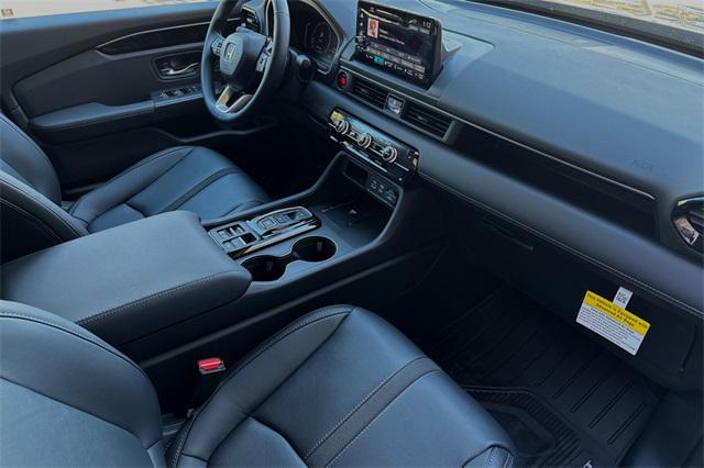 new 2025 Honda Pilot car, priced at $45,405