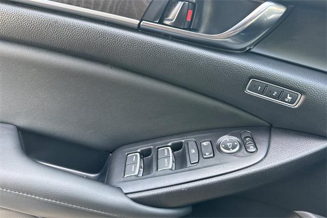 used 2021 Honda Accord Hybrid car, priced at $24,492