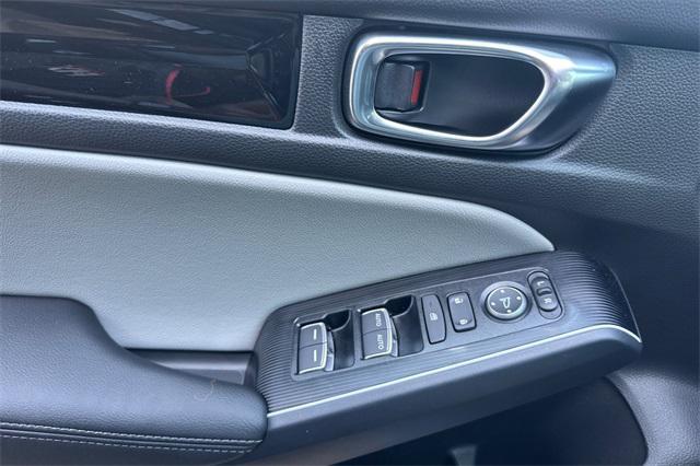 new 2025 Honda Civic Hybrid car