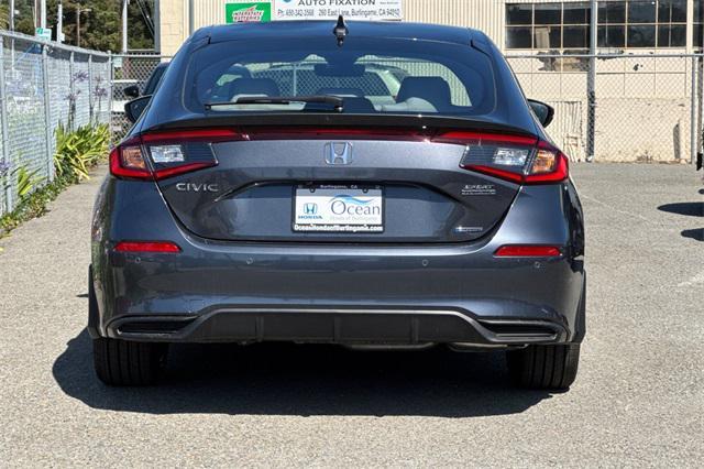 new 2025 Honda Civic Hybrid car