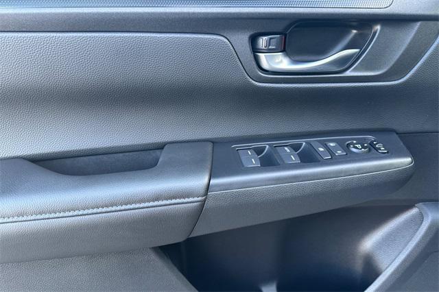 new 2025 Honda CR-V car, priced at $33,450