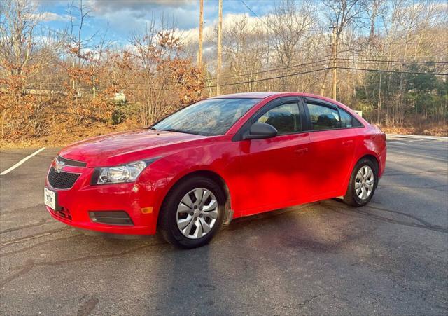 used 2014 Chevrolet Cruze car, priced at $5,995