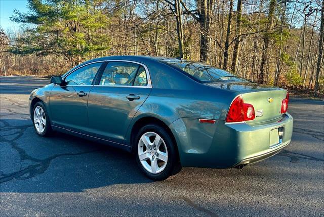 used 2009 Chevrolet Malibu car, priced at $5,500