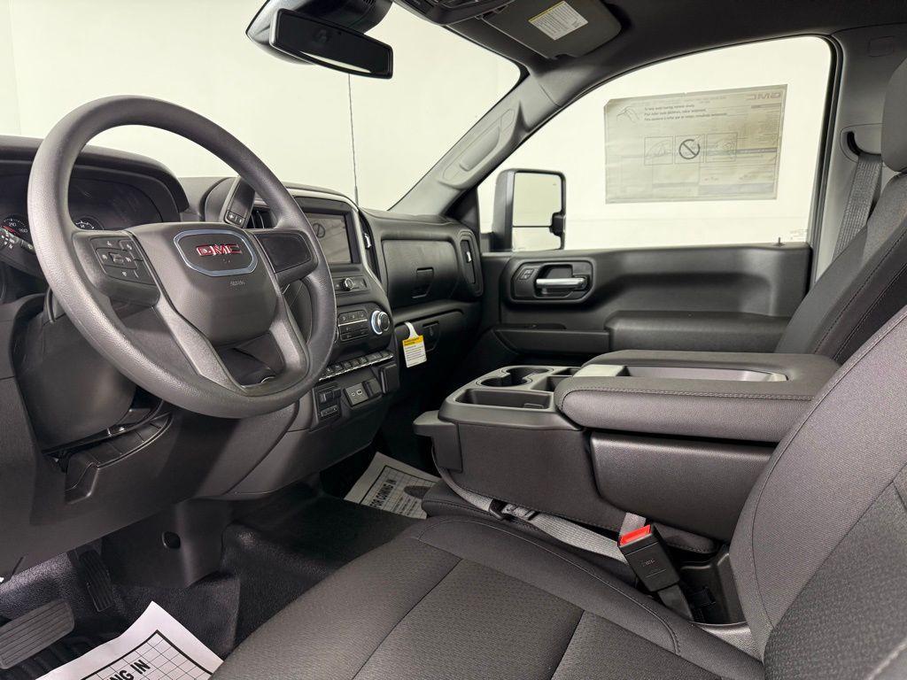 new 2025 GMC Sierra 2500 car, priced at $52,140