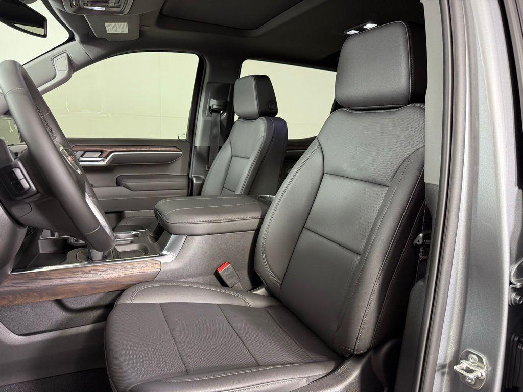 new 2025 GMC Sierra 1500 car, priced at $64,460