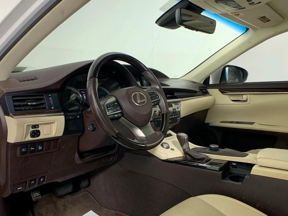 used 2018 Lexus ES 350 car, priced at $25,524