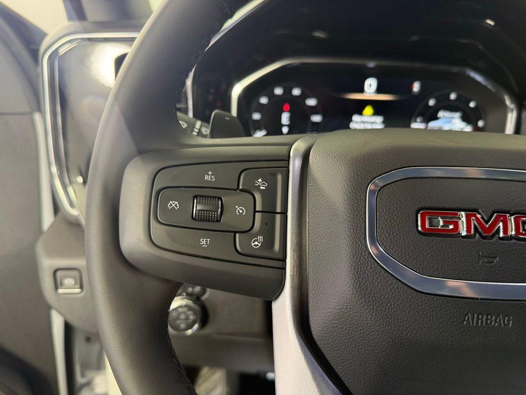 new 2025 GMC Sierra 1500 car, priced at $56,155