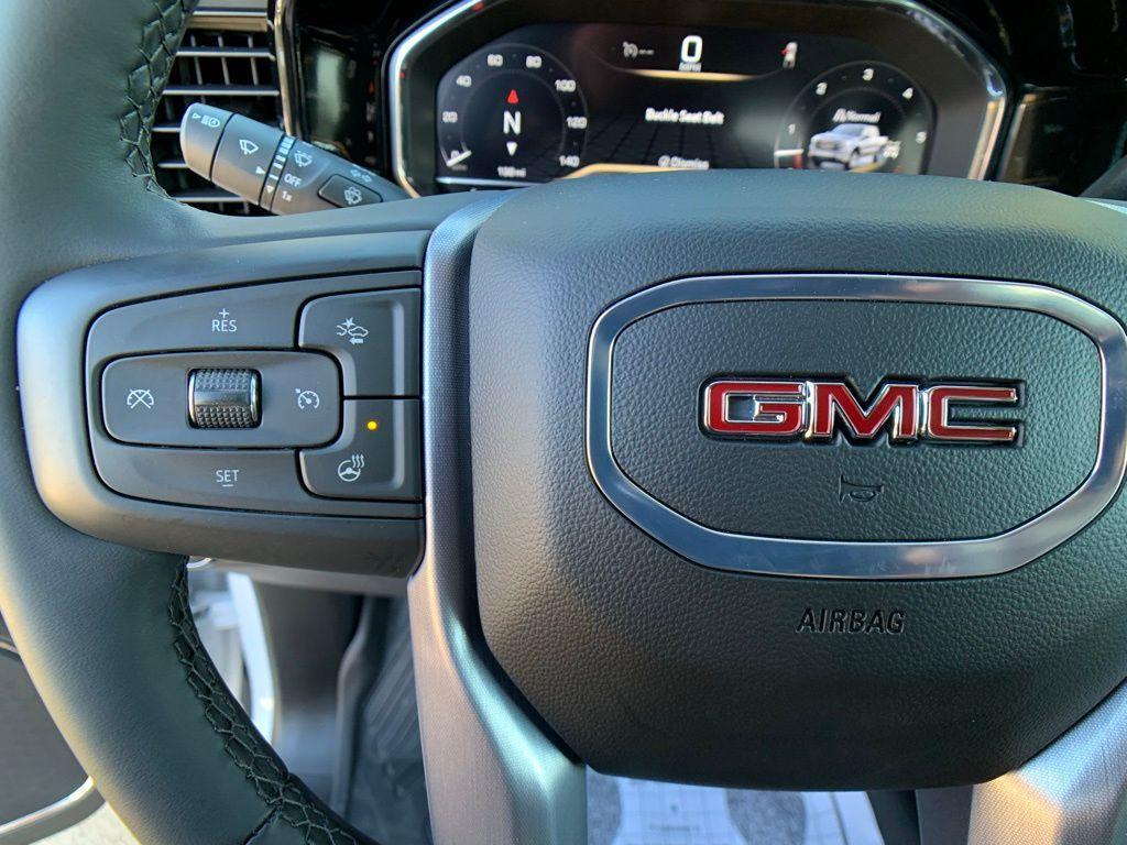 new 2024 GMC Sierra 1500 car, priced at $55,955