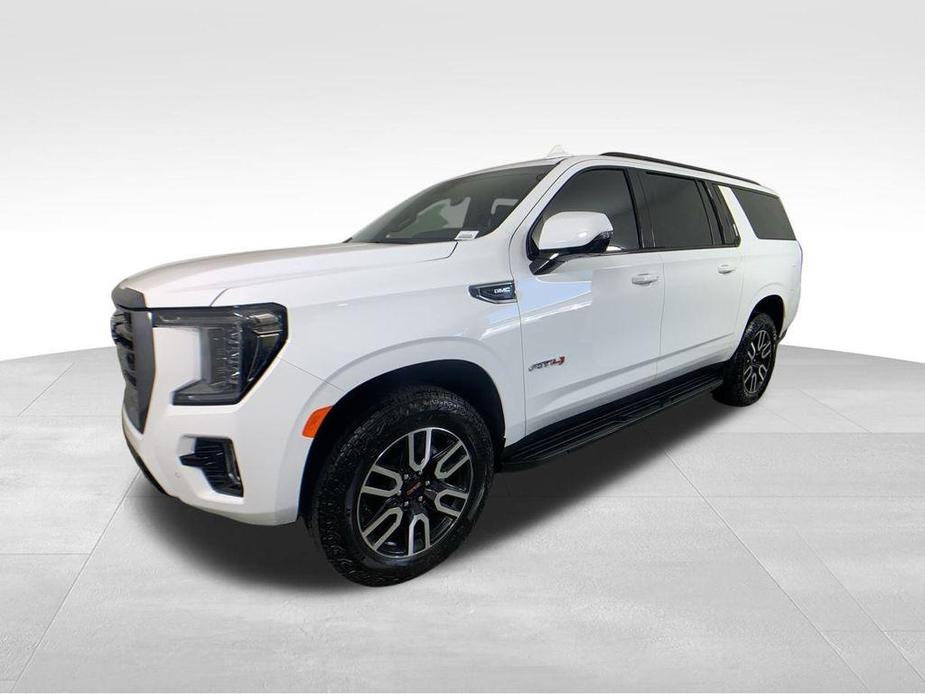 new 2024 GMC Yukon XL car, priced at $75,015