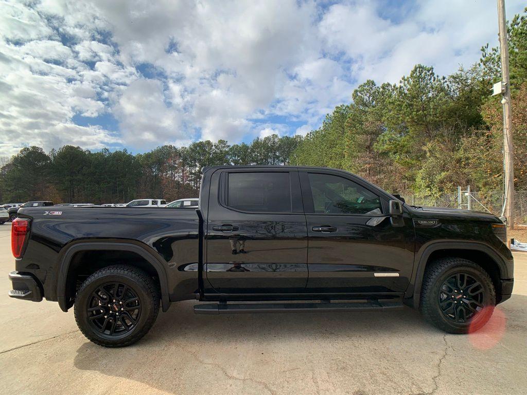 new 2025 GMC Sierra 1500 car, priced at $59,230