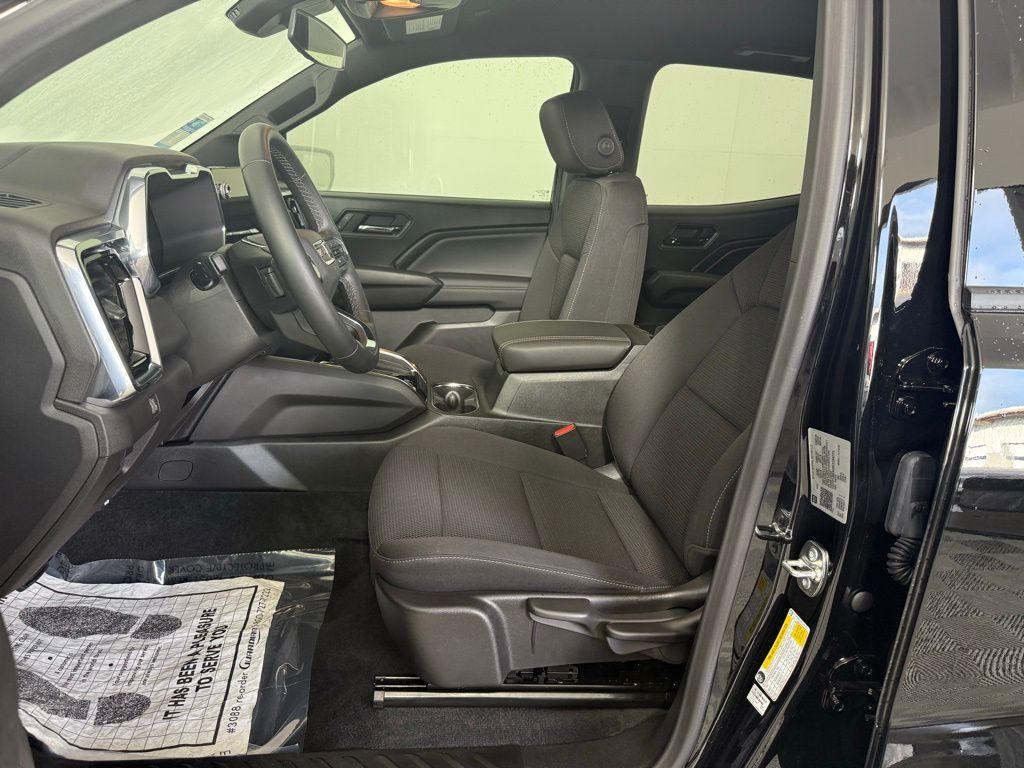new 2025 GMC Canyon car, priced at $37,630