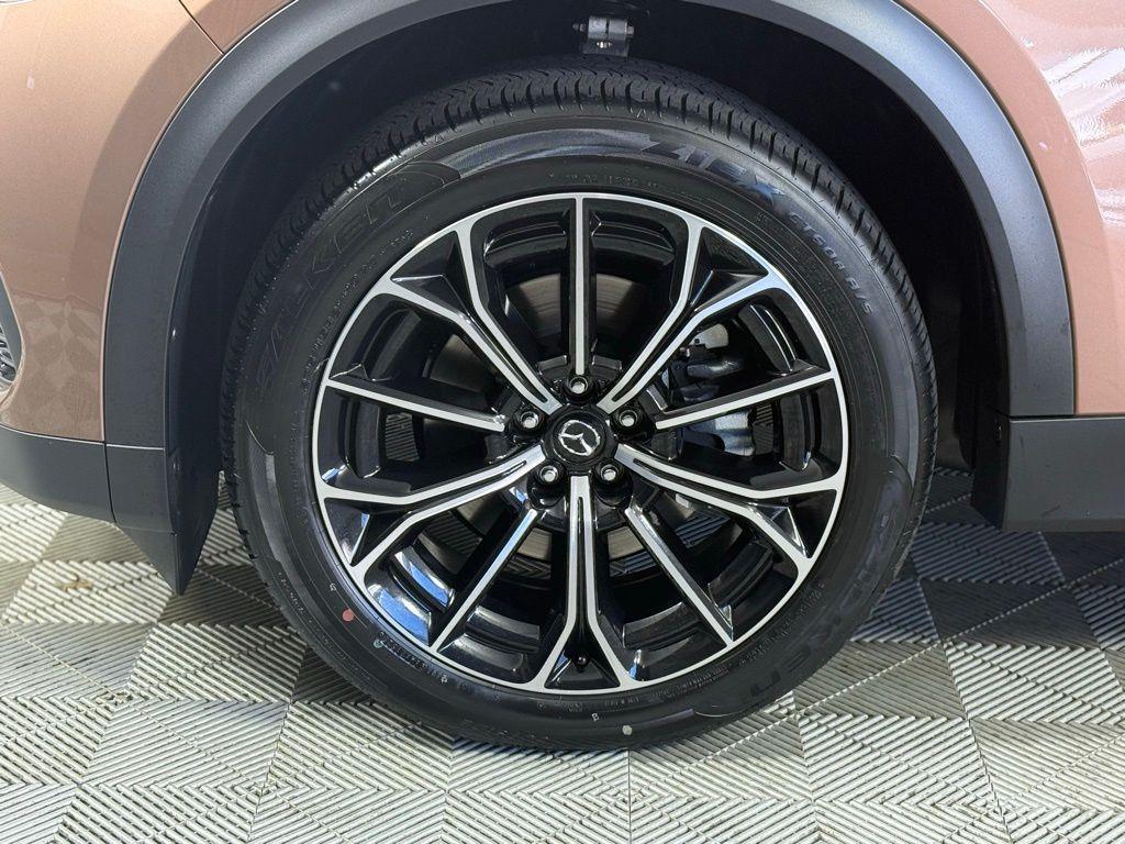 new 2025 Mazda CX-70 PHEV car, priced at $60,245
