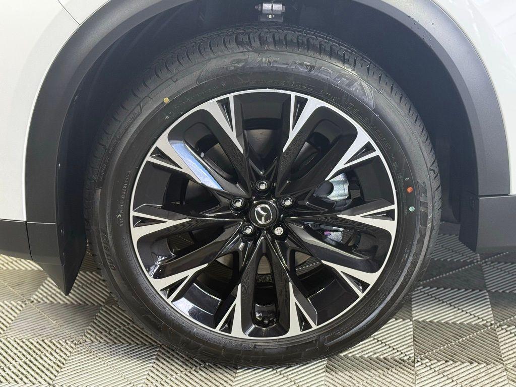 new 2025 Mazda CX-90 PHEV car