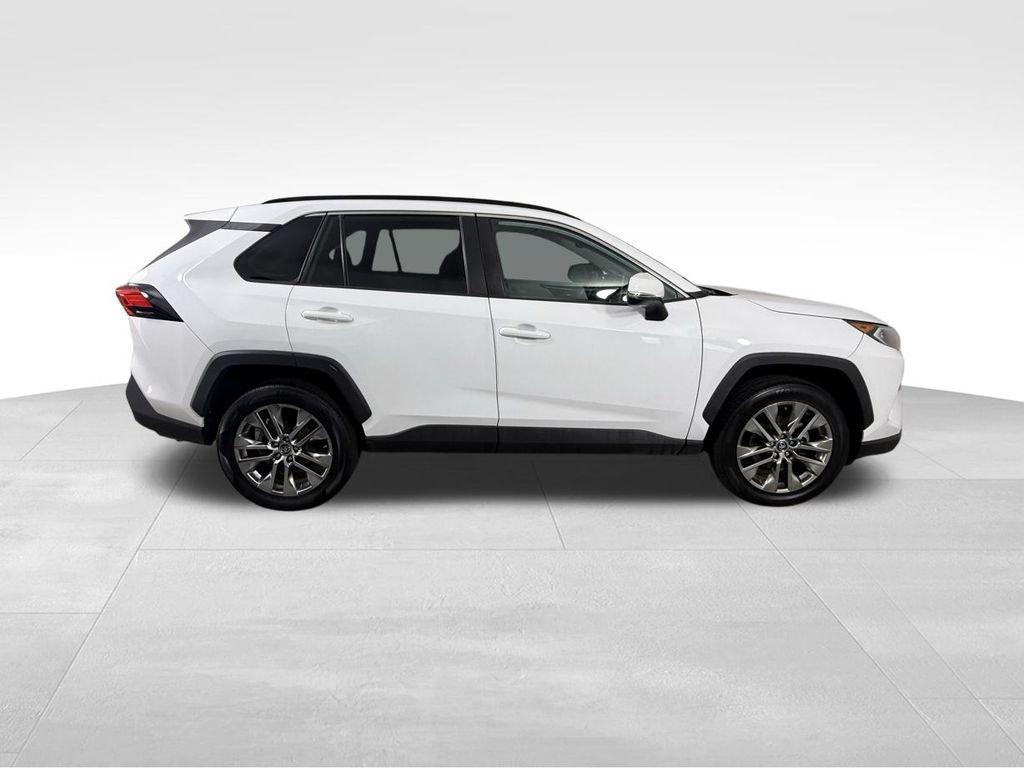 used 2020 Toyota RAV4 car, priced at $25,774