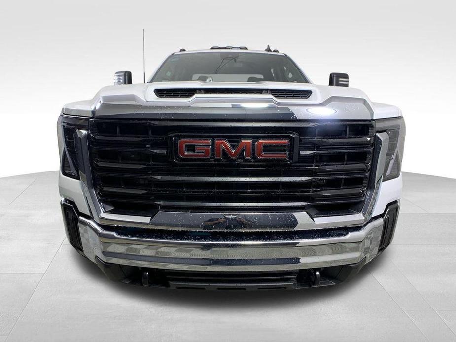 new 2024 GMC Sierra 2500 car, priced at $59,045