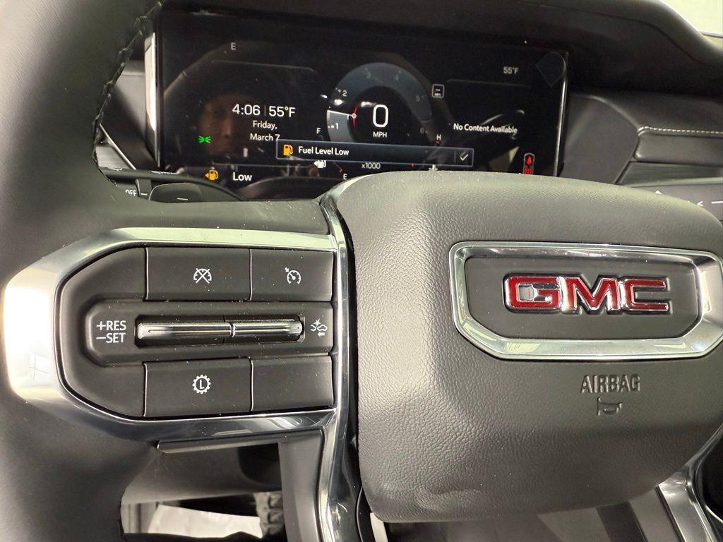 new 2025 GMC Acadia car, priced at $40,835