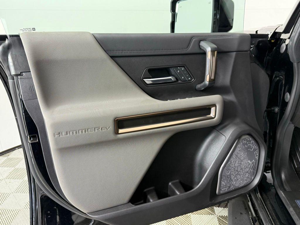 new 2025 GMC HUMMER EV Pickup car, priced at $91,830