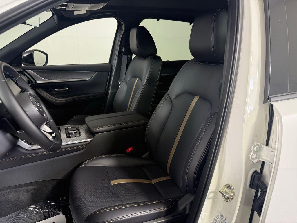 new 2025 Mazda CX-70 PHEV car, priced at $58,550