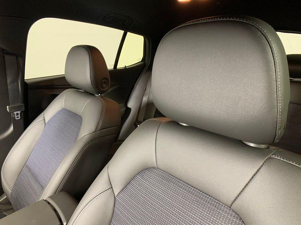 new 2025 Buick Envista car, priced at $24,784