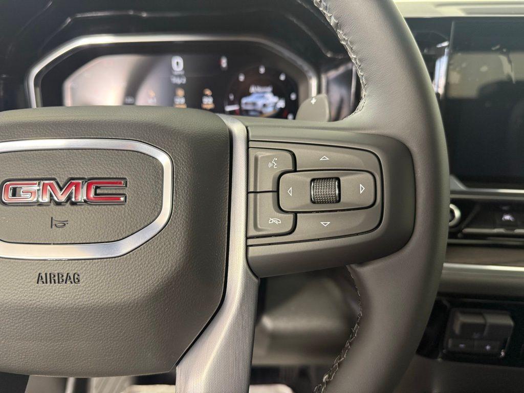 new 2025 GMC Sierra 1500 car, priced at $64,635