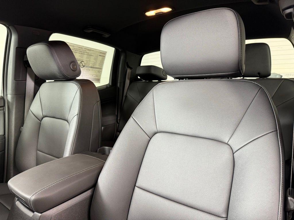 new 2025 GMC Canyon car, priced at $41,515