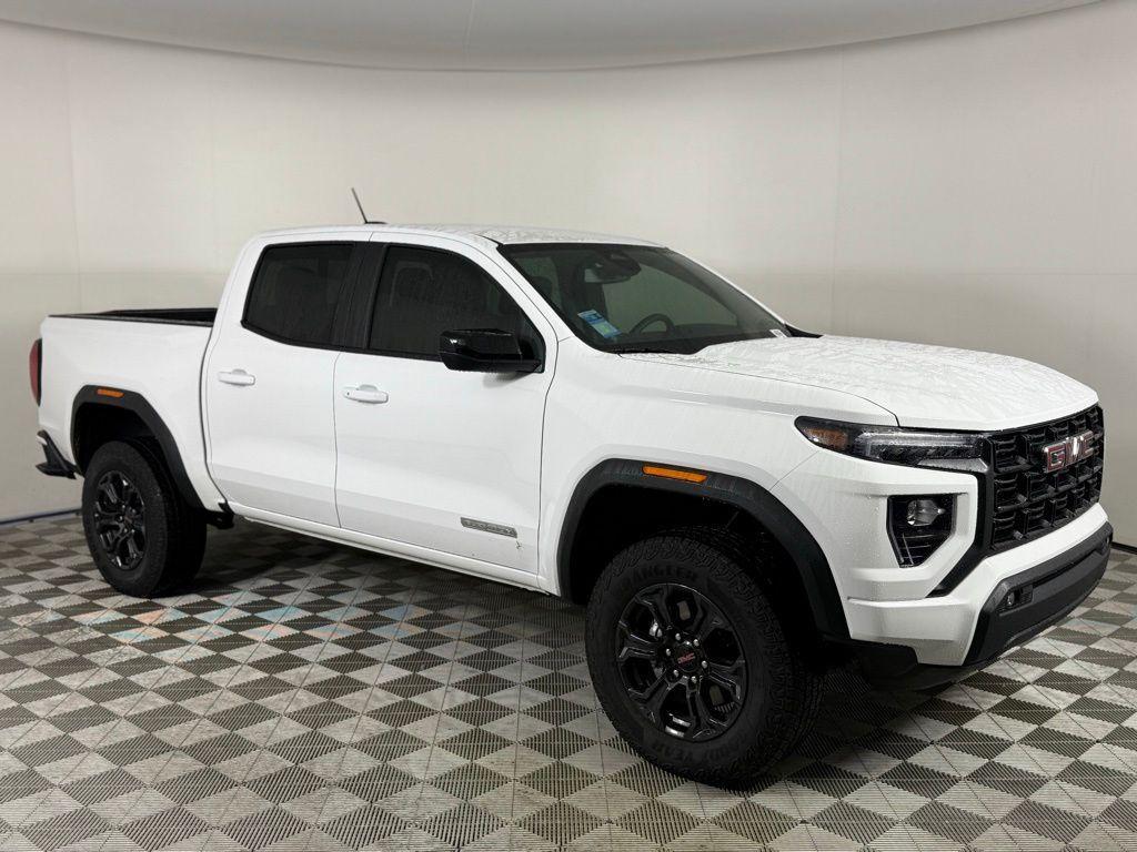 new 2025 GMC Canyon car, priced at $40,515